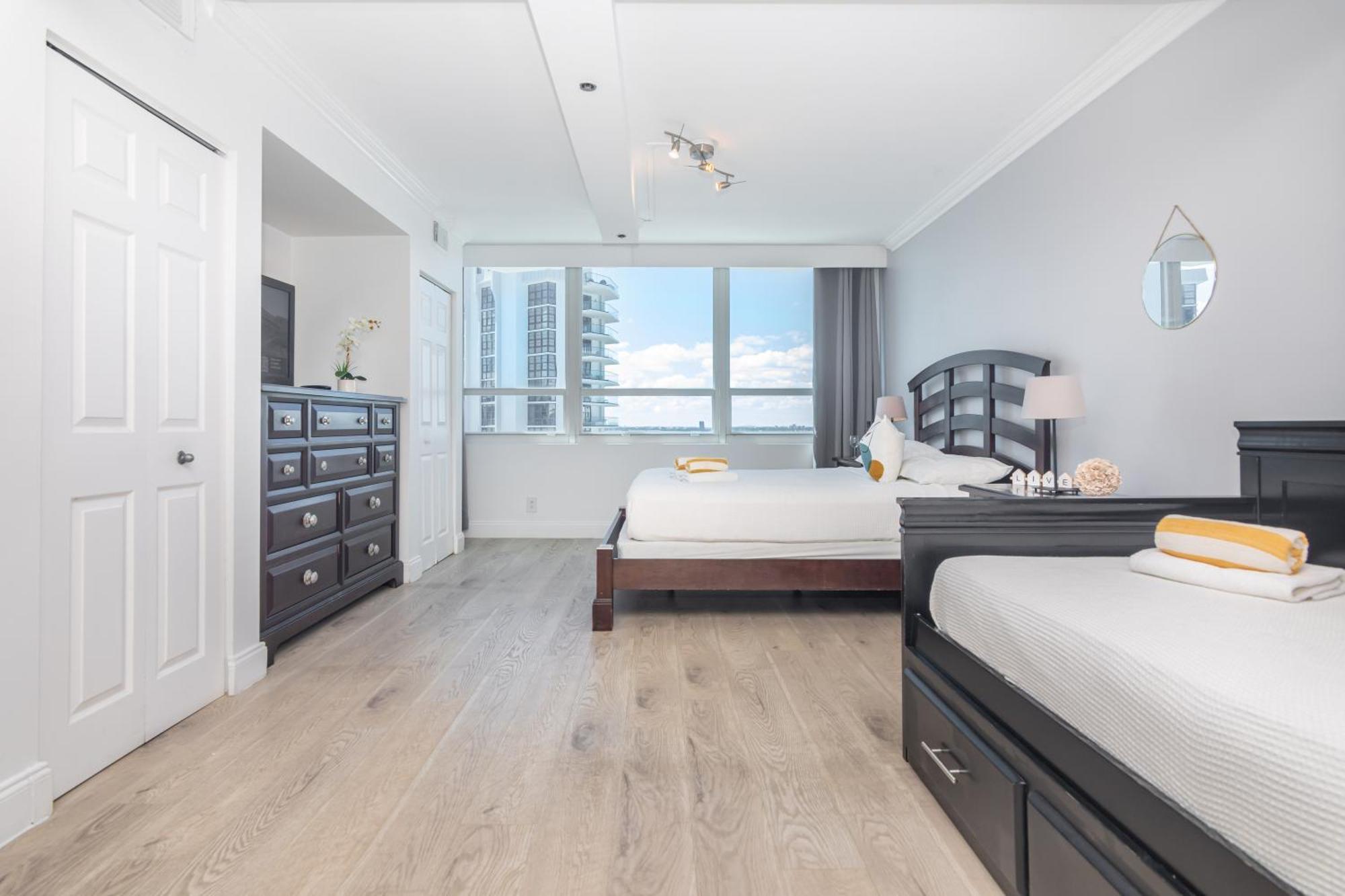 Girasole Apartments Miami Beach Room photo