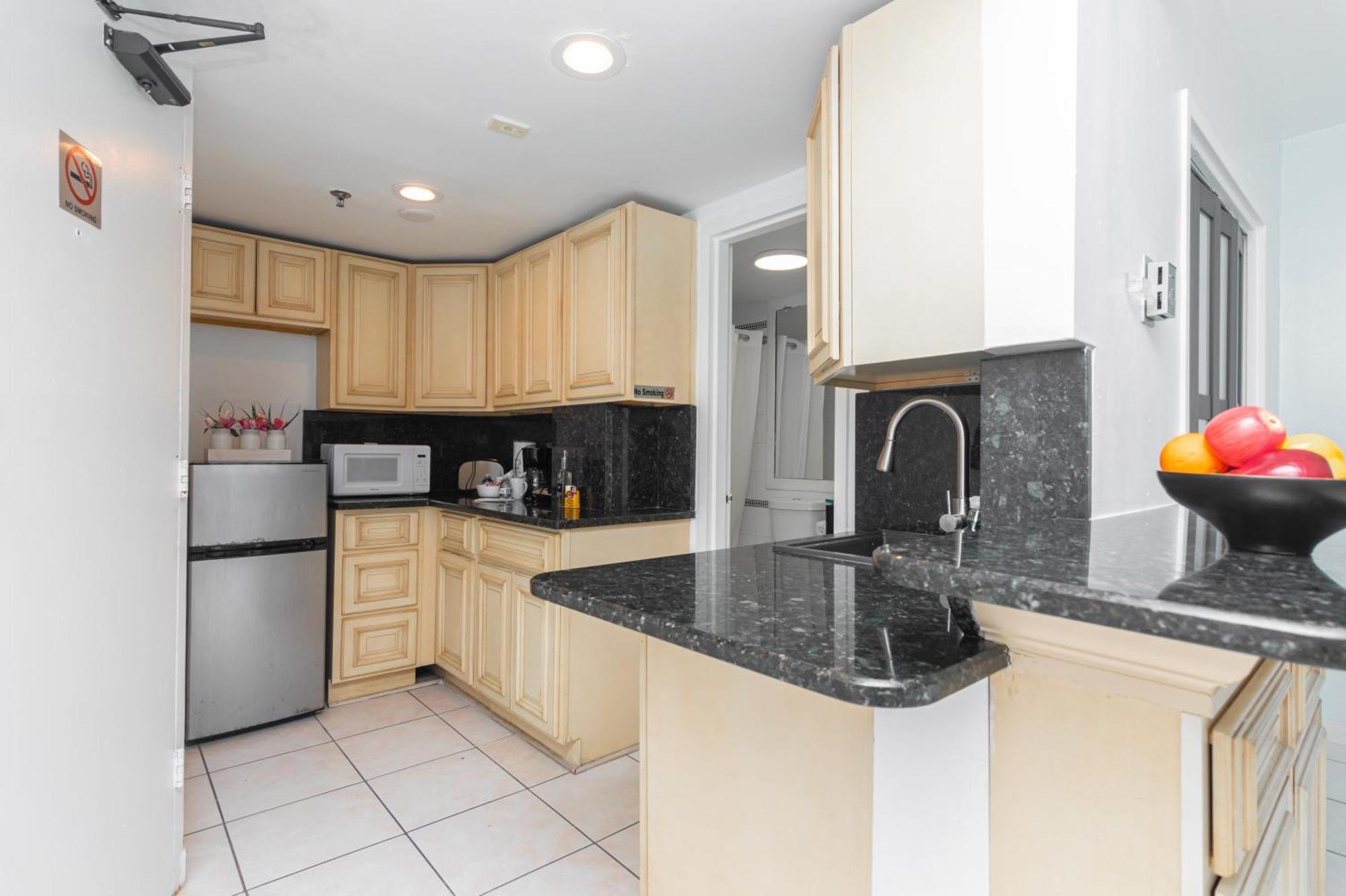 Girasole Apartments Miami Beach Room photo